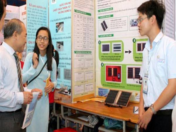 Khai mạc cuộc thi dành cho học sinh đam mê khoa học kỹ thuật